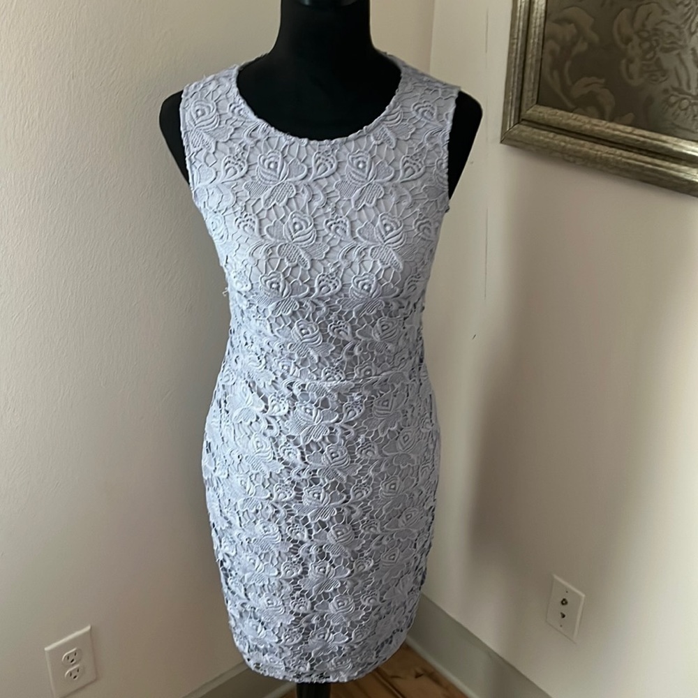 Banana Republic sleeveless lace overlay light blue dress Sz 0‎
